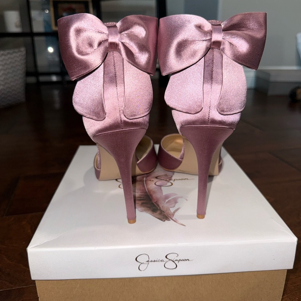 Jessica Simpson Mauve Satin Heels with Bow